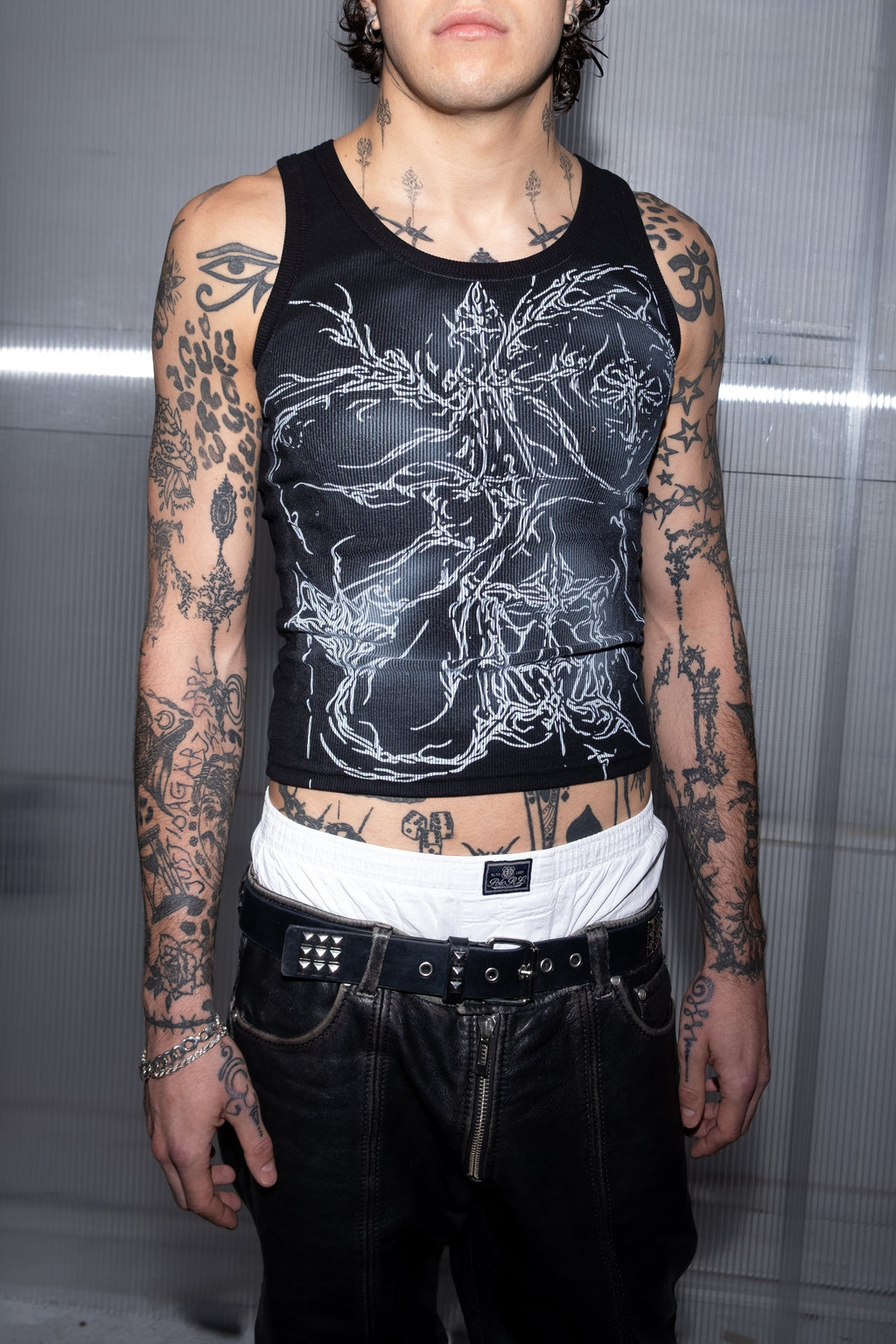 YORU TOP