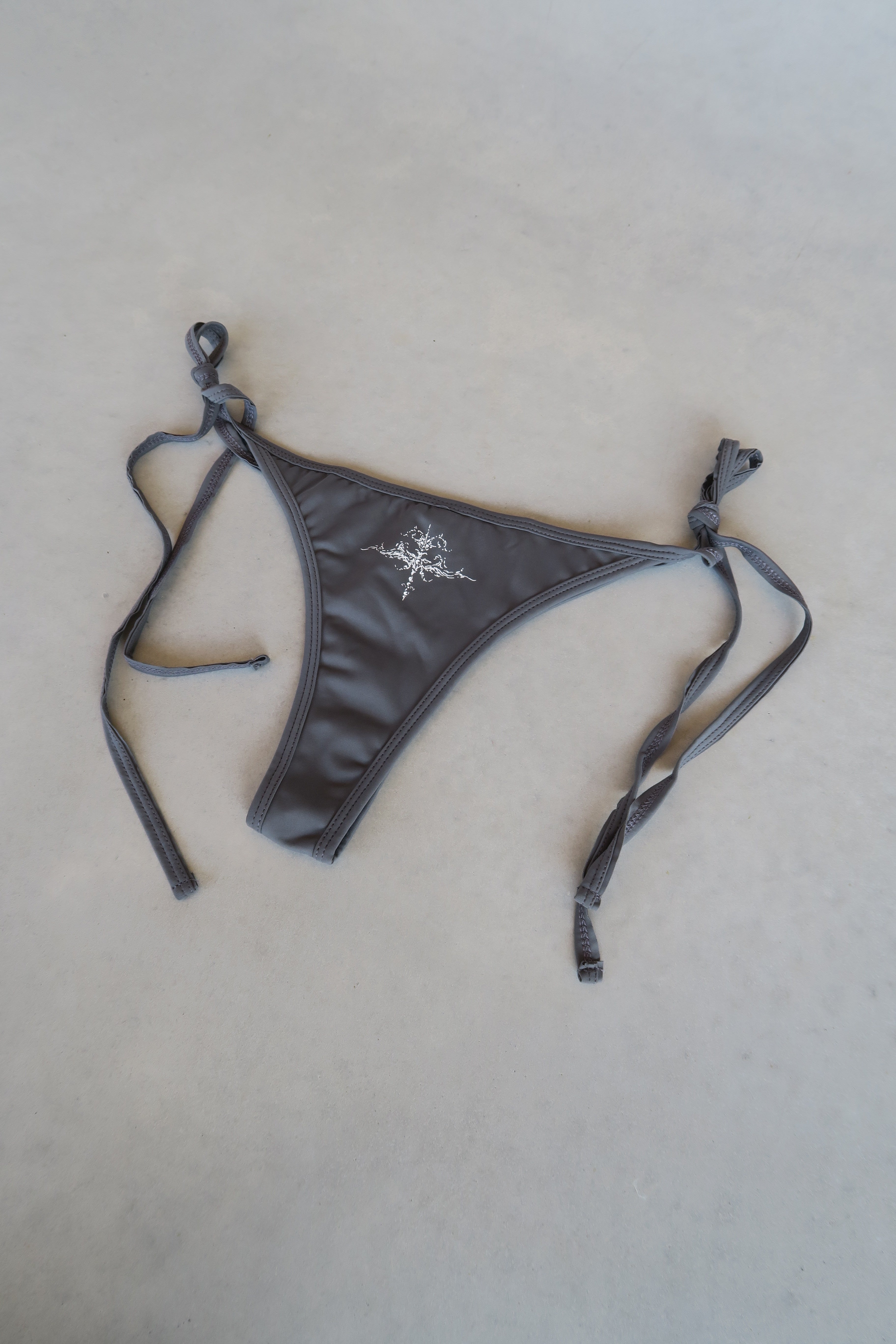 SAINT THONGS