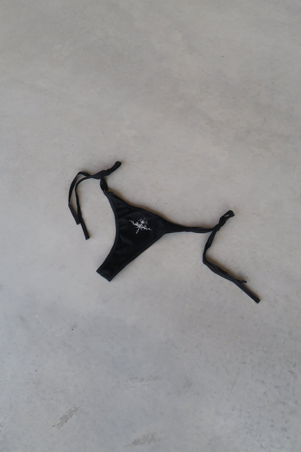 SAINT THONGS